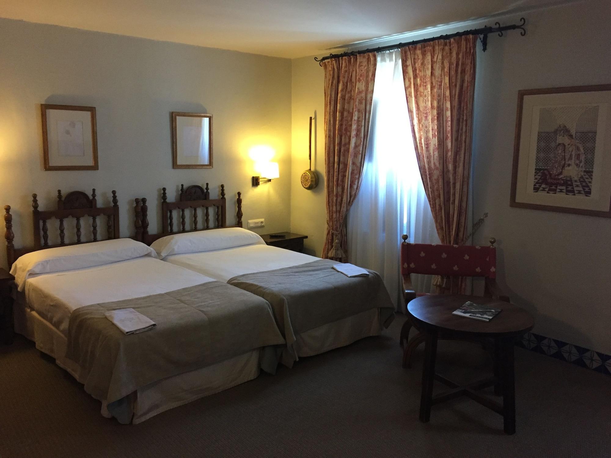 Parador De Arcos De La Frontera Esterno foto
