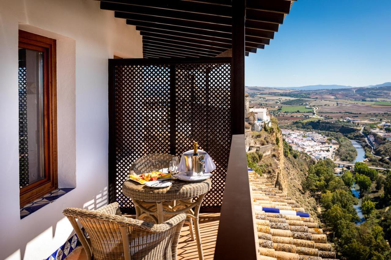 Parador De Arcos De La Frontera Esterno foto