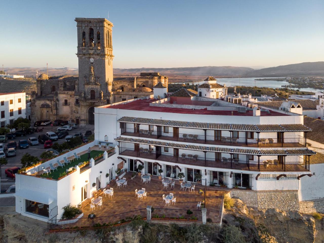Parador De Arcos De La Frontera Esterno foto